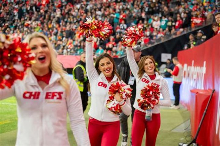 Misty Copeland’s Mother Sylvia DelaCerna Was A Former Kansas City Chief Cheerleader