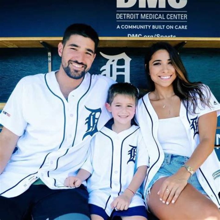 Nick Castellanos is Married to Wife: Jessica Gomez. Kids.