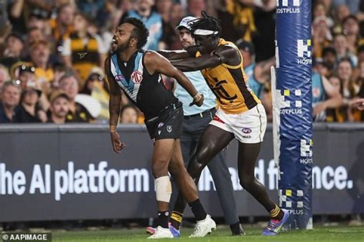 
Northern Territory Football Legend, Willie Rioli Senior, dies from a heart attack, 50 