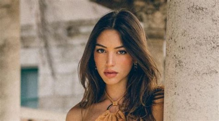 Oriola Marashi Height, Weight, Net Worth, Age, Birthday, Wikipedia, Who, Nationality, Biography