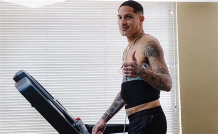 
Paolo Guerrero Height, Weight, Net Worth, Age, Birthday, Wikipedia, Who, Instagram, Biography 