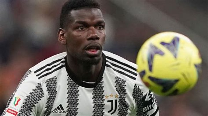 
Paul Pogba given hero’s welcome at Juventus medical 