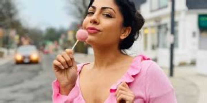 
Riya Malik Height, Weight, Net Worth, Age, Birthday, Wikipedia, Who, Nationality, Biography 