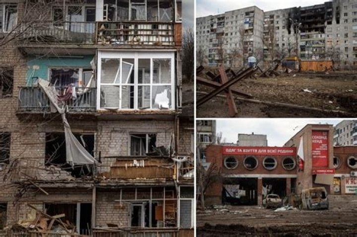 
Russian forces attack Ukraine residents fleeing ‘almost destroyed’ Bakhmut 