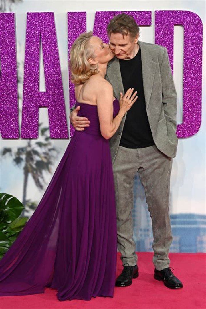 
Sam Woolf Girlfriend: Who Is He Dating? Family And Net Worth 