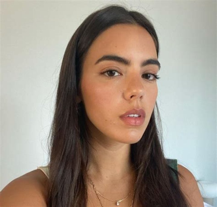 Samantha Boscarino Height, Weight, Net Worth, Age, Birthday, Wikipedia, Who, Nationality, Biography