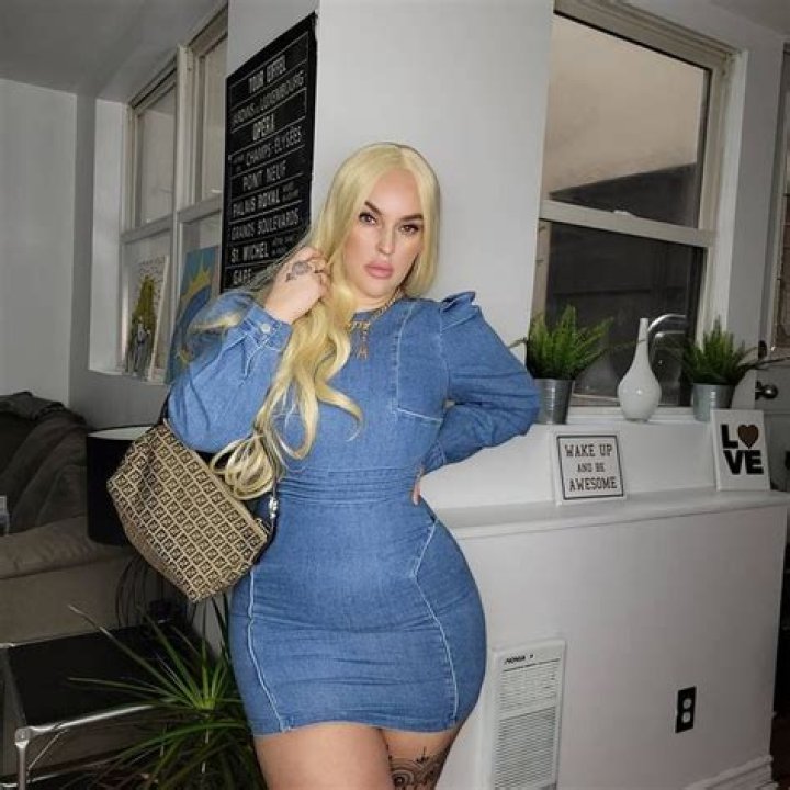 
Sara Allaby Height, Weight, Net Worth, Age, Birthday, Wikipedia, Who, Instagram, Biography 