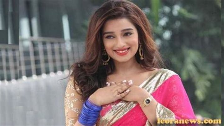 Sayantika Banerjee Height, Weight, Net Worth, Age, Birthday, Wikipedia, Who, Instagram, Biography