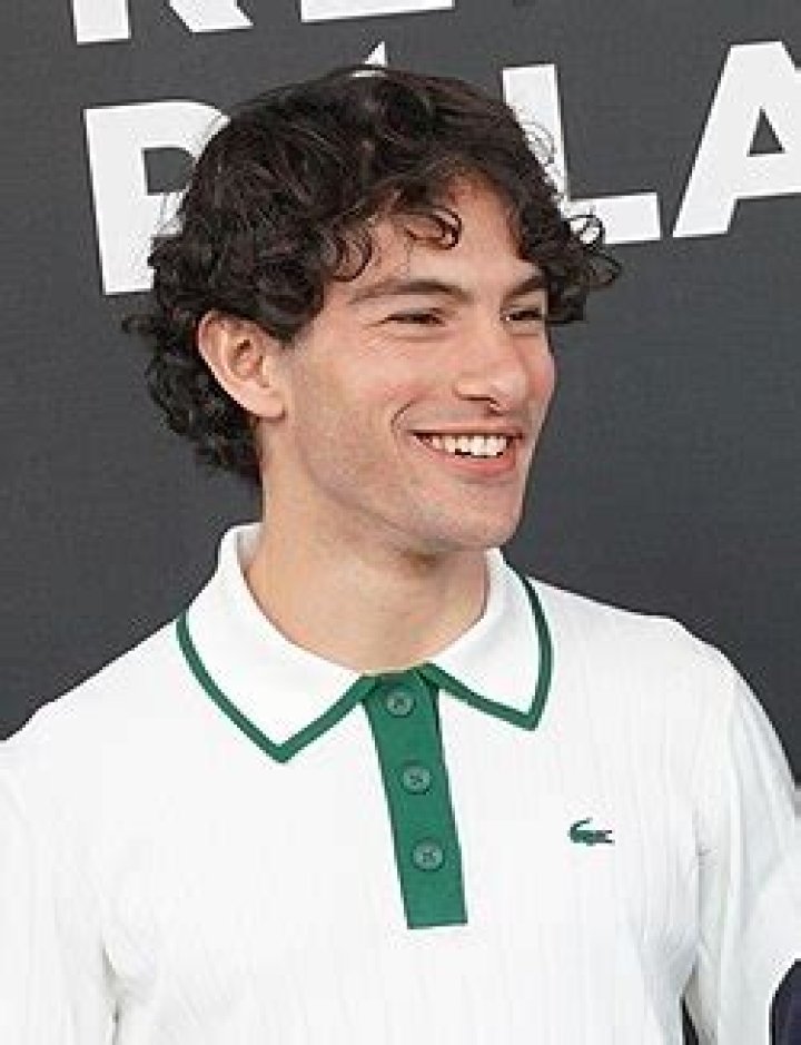 
Sayyid El Alami Height, Weight, Net Worth, Age, Birthday, Wikipedia, Who, Nationality, Biography 