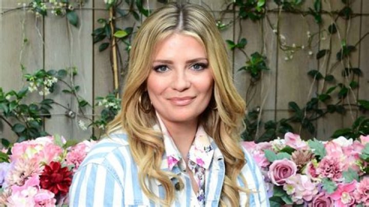 
See Mischa Barton With Her ‘O.C.’ Parents: ‘Cooper Family Reunion!’ 