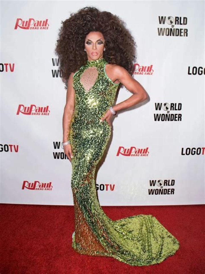 
Shangela Net Worth In 2022 – How Much Does American Drag Queen Have? 