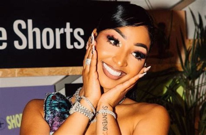 
Shenseea Makes Her UK Chart Debut With Calvin Harris & Charlie Puth 