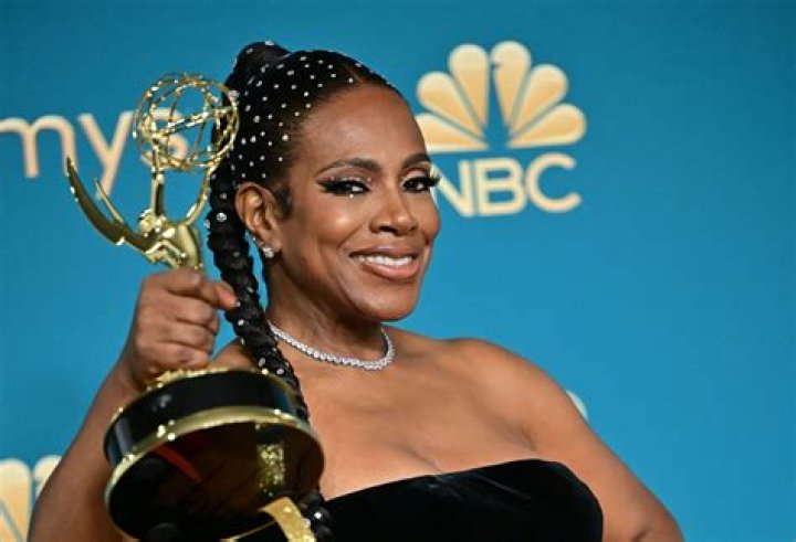 
Sheryl Lee Ralph Comments On Jimmy Kimmel’s Emmy Bit During Quinta Brunson’s Speech: ‘The Disrespect’ 