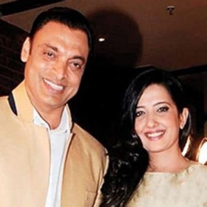 
Shoeb Khan Height, Weight, Net Worth, Age, Birthday, Wikipedia, Who, Nationality, Biography 