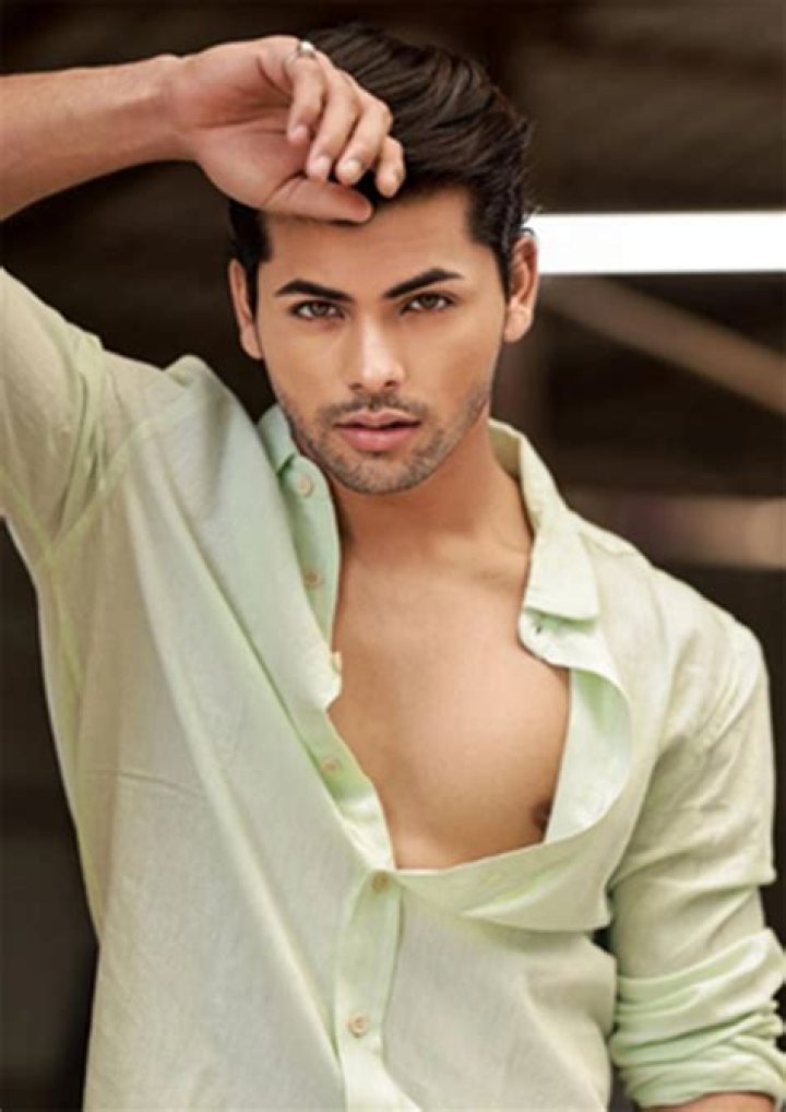 Siddharth Height, Weight, Net Worth, Age, Birthday, Wikipedia, Who, Instagram, Biography