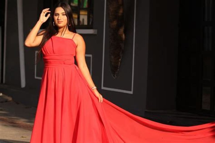 Simran Balar Khabiya Jain Height, Weight, Net Worth, Age, Birthday, Wikipedia, Who, Instagram, Biography