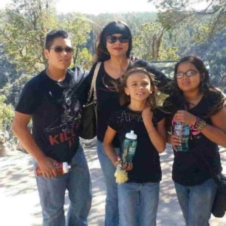 Sonia Pizarro family: Ex-husband Froylan Tercero, niece Lyndah Pizarro, children Ruby, Robert and Froylan Jr.