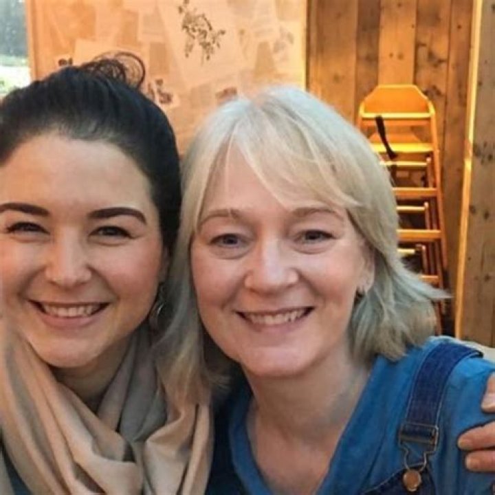 
Sonnaz Nooranvary Partner Age And Married Life – 5 Fast Facts 