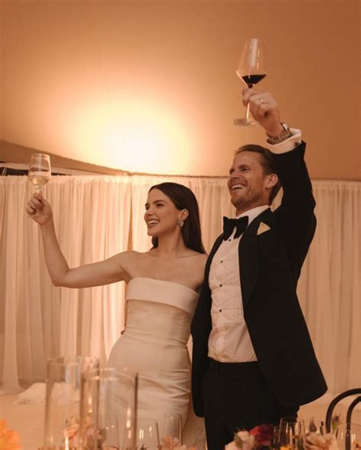 Sophia Bush And Chad Michael Murray Wedding Pictures And Family Life