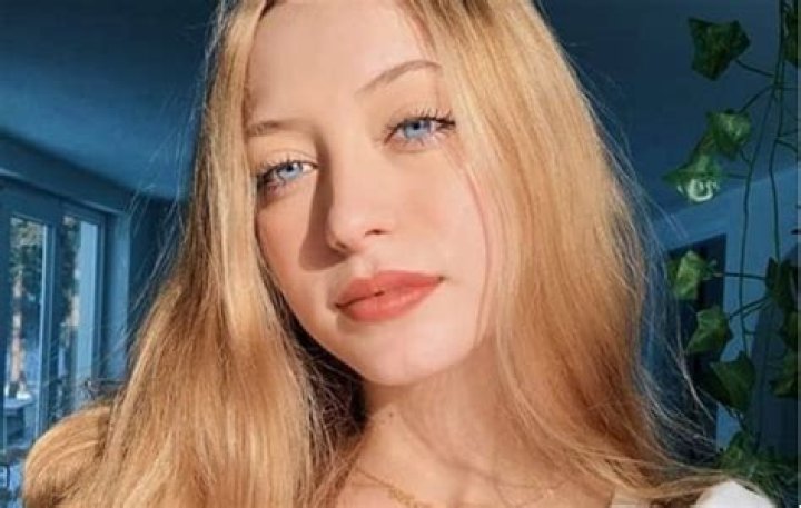 Sophia Diamond Height, Weight, Net Worth, Age, Birthday, Wikipedia, Who, Nationality, Biography