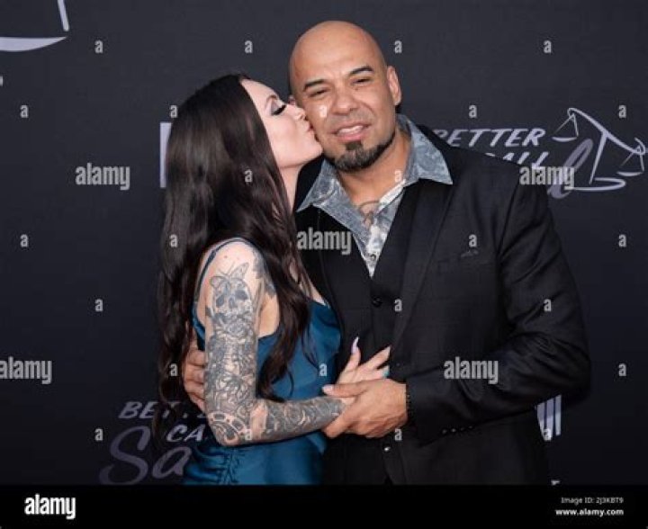 Sox Yoan Moncada Wife Laura Carrio And Inside Their Married Life