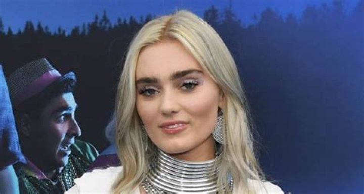 
Stella Donnelly Height, Weight, Net Worth, Age, Wiki, Who, Instagram, Biography 