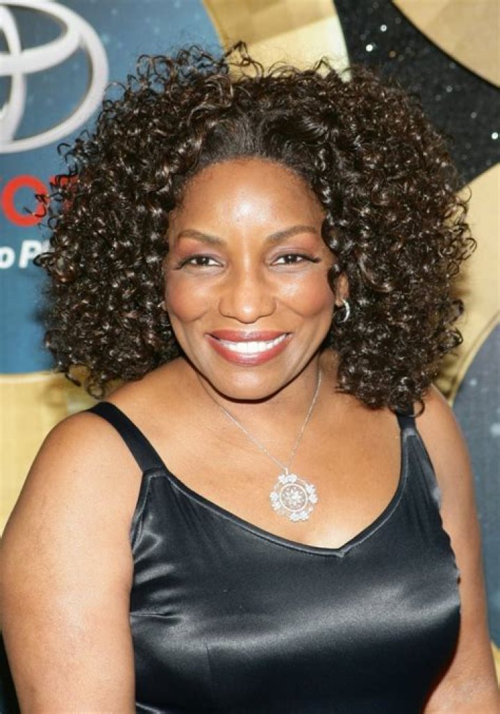 Stephanie Mills Height, Weight, Net Worth, Age, Birthday, Wikipedia, Who, Nationality, Biography