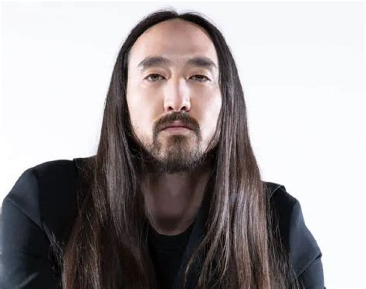 
Steve Aoki Height, Weight, Net Worth, Age, Birthday, Wikipedia, Who, Nationality, Biography 