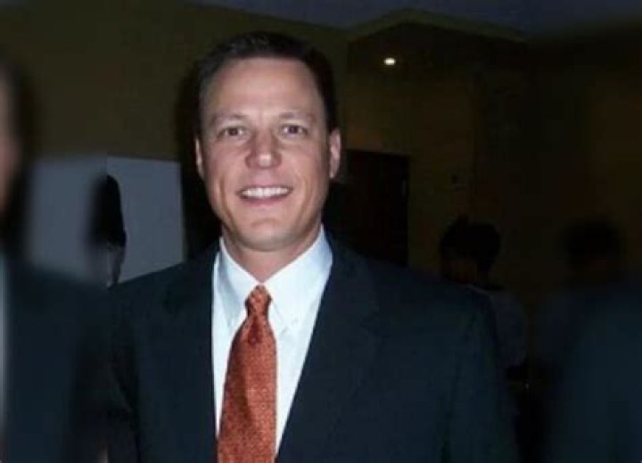 
Steve Rizzo Height, Weight, Net Worth, Age, Birthday, Wikipedia, Who, Nationality, Biography 