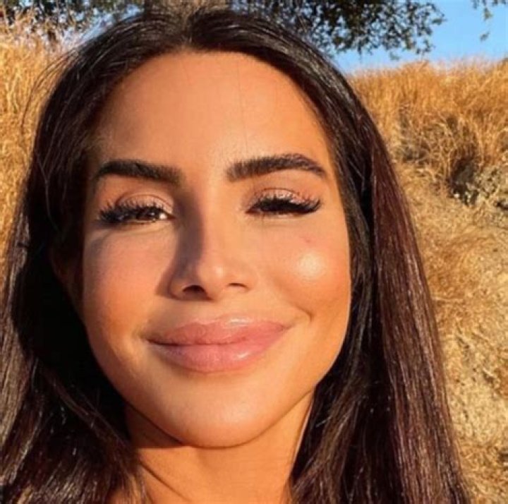 
Taylor Giavasis Height, Weight, Net Worth, Age, Birthday, Wikipedia, Who, Nationality, Biography 