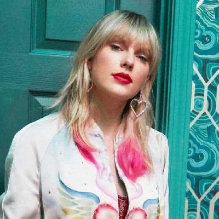 
Taylor Swift Announced Her Upcoming Song Title On Tiktok 