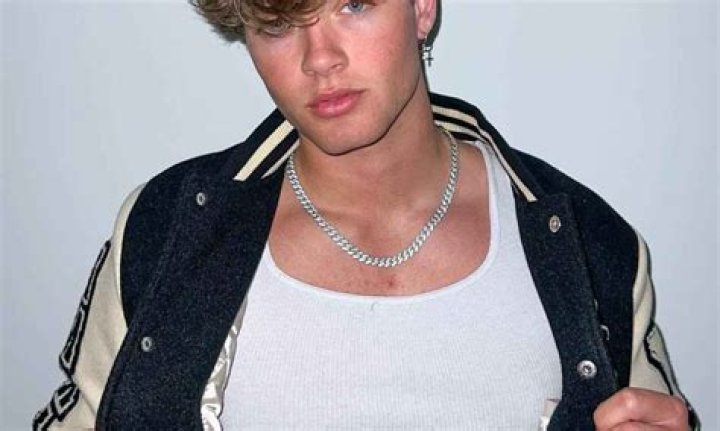 Thatmartinkid Height, Weight, Net Worth, Age, Birthday, Wikipedia, Who, Instagram, Biography