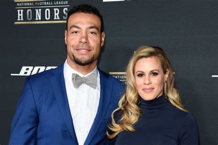 
The untold truth of Vincent Jackson’s wife Lindsey VanDeweghe 