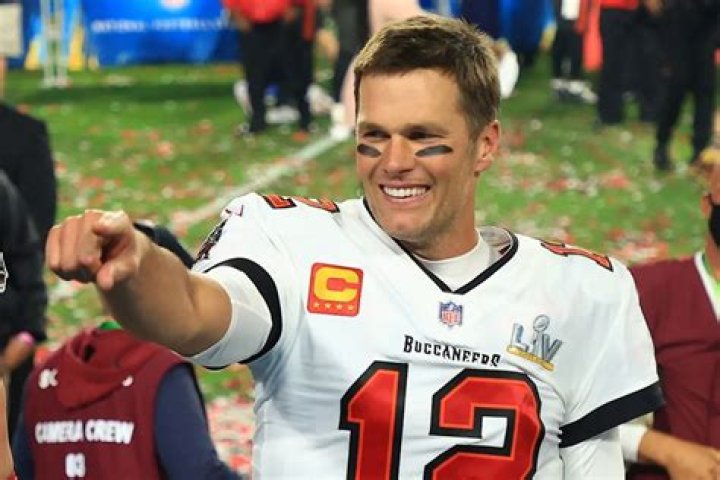 
Tom Brady Announces He’s Joining a New Pro Sports League — Pickleball: ‘I’m Coming to Dominate’ 