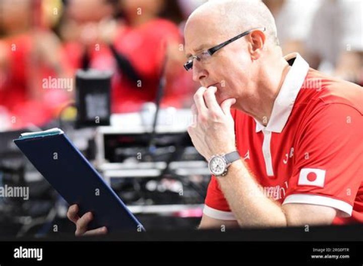 
Tom Hovasse Age, Birthday, Wikipedia, Who, Nationality, Biography 