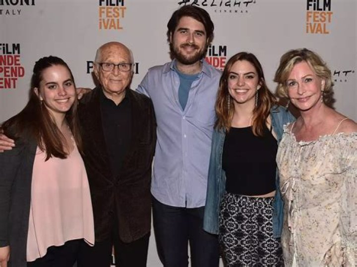 
Truth About Michael Norman’s Parents and Ethnicity 