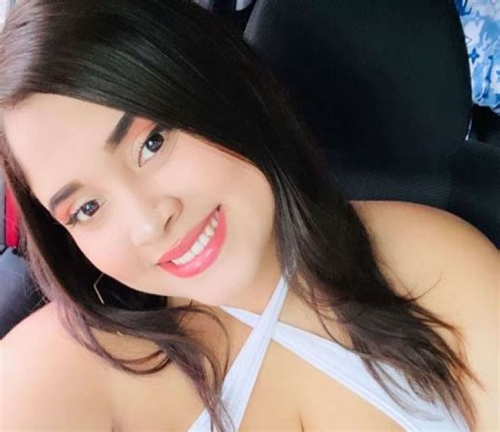 
Uwumi Height, Age, Who, Boyfriend, Biography, Wiki, Net Worth 