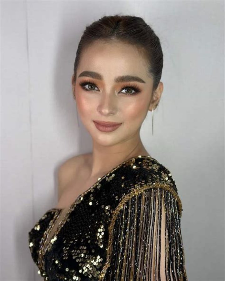 Vanessa Raval Height, Weight, Net Worth, Age, Birthday, Wikipedia, Who, Nationality, Biography