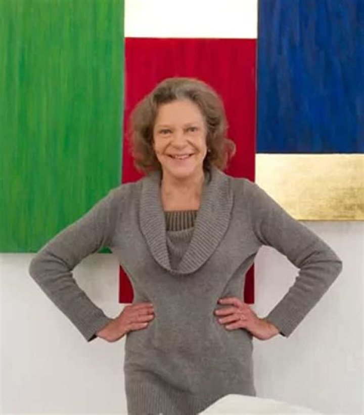 
Veteran Abstract Painter, Mary Obering, dies at 85 