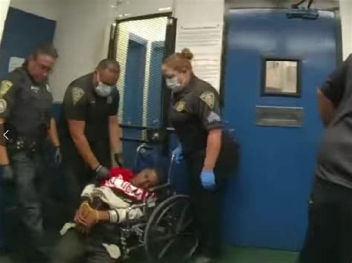 
Video showing Richard Cox paralyzed after injury in police van sparks outrage online 