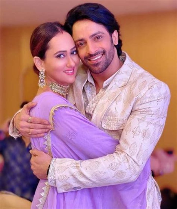 
Vikas Manaktala Wife Who is Vikas Manaktala Wife? 