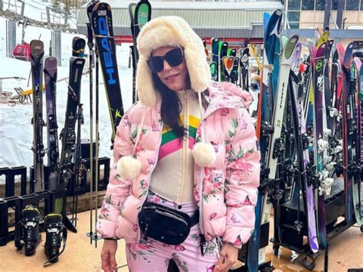 
What happened to Bethenny Frankel’s face? RHONY alum reveals she’s “not doing that great” 