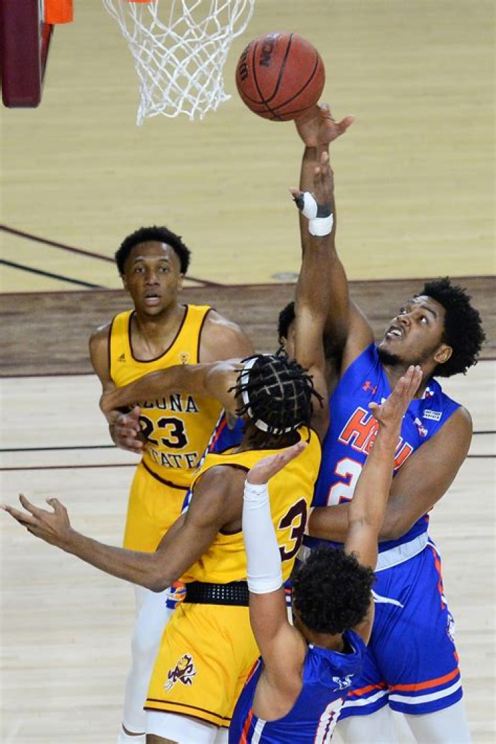 
What Happened To Darius Lee? Basketball Player Shot To Death In Harlem Shooting 