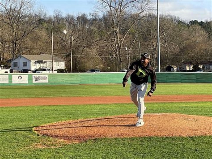 
What Happened To Leeds’ Football Player Johnathan Douglas aka Dougie? 