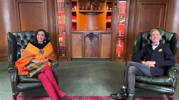 
Where Was Antiques Roo Irvine Born? Her Parents, Hometown, Childhood & Ethnicity 