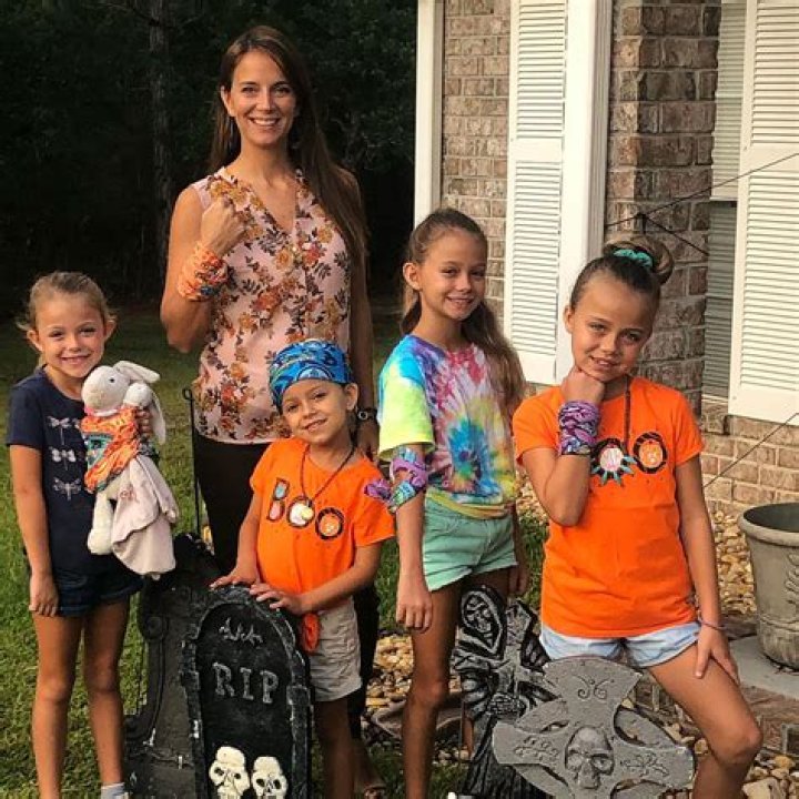 Who are Amber Ruffin Parents? Where is Amber Ruffin Parents From? What is Amber Ruffin Parents Nationality?