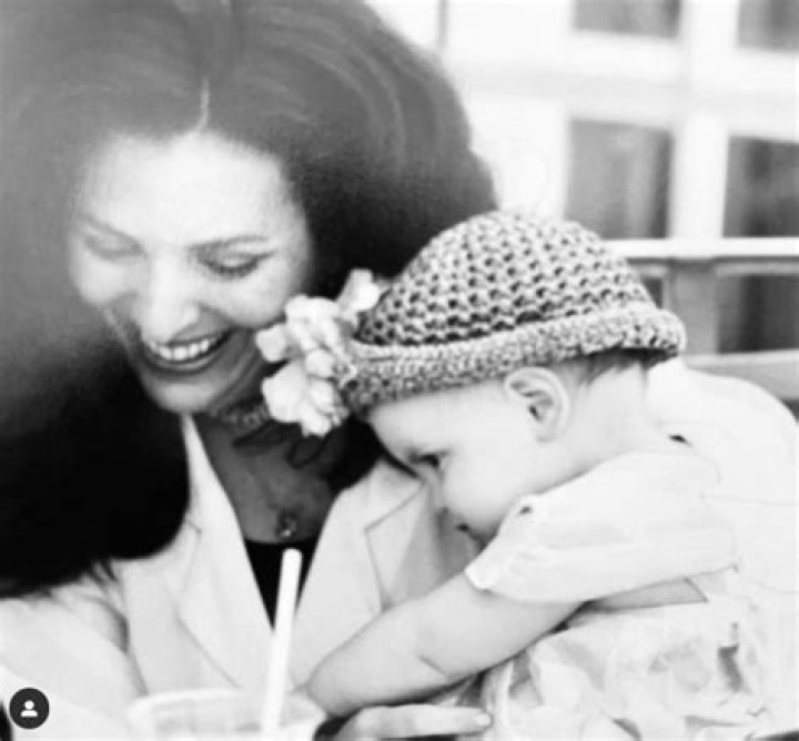 Who Are Beanie Feldstein Parents Sharon Lyn Chalkin And Richard Feldstein? Is The Actress Jewish?