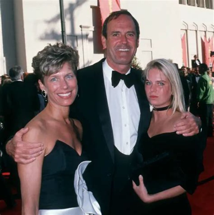 
Who Are Camilla Cleese Parents? Meet John Cleese and Barbara Trentham, Siblings, Age & More 