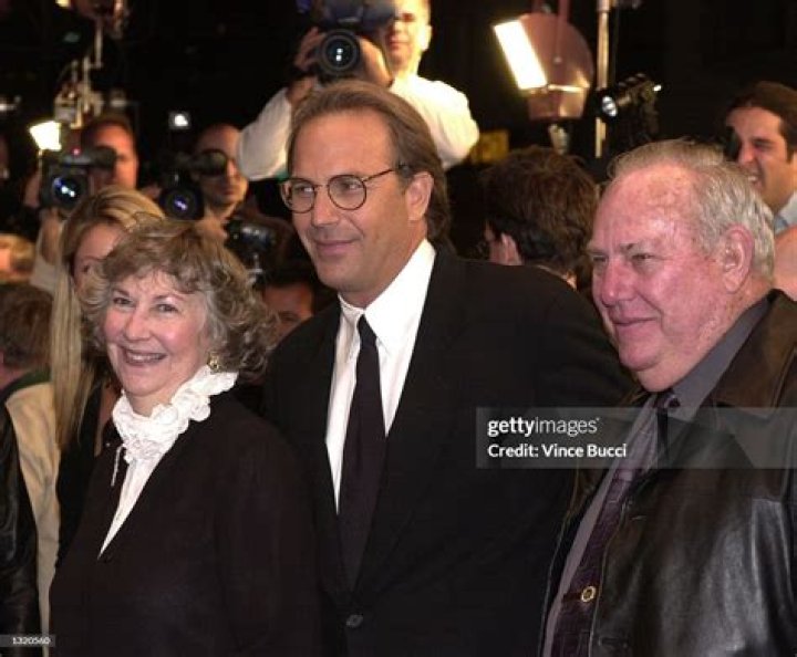 
Who are Kevin Costners Parents? Kevin Costner Biography, Parents Name, Nationality and More 