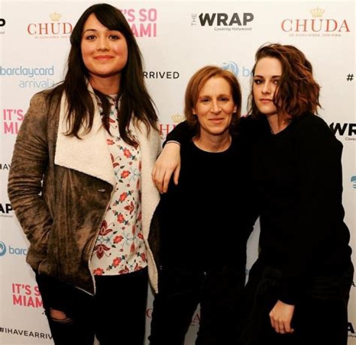 
Who Are Lily Gladstone Parents? Ethnicity Family And Age 